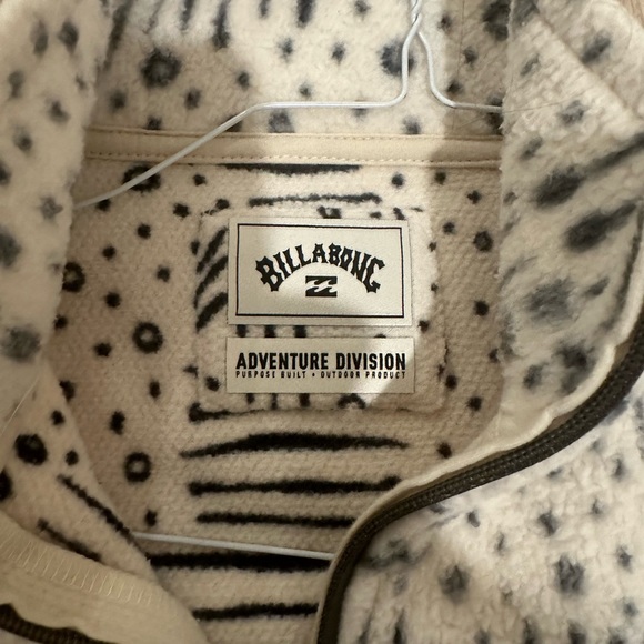 A/Div Boundary Mock Half-Zip Pullover - Picture 3 of 3